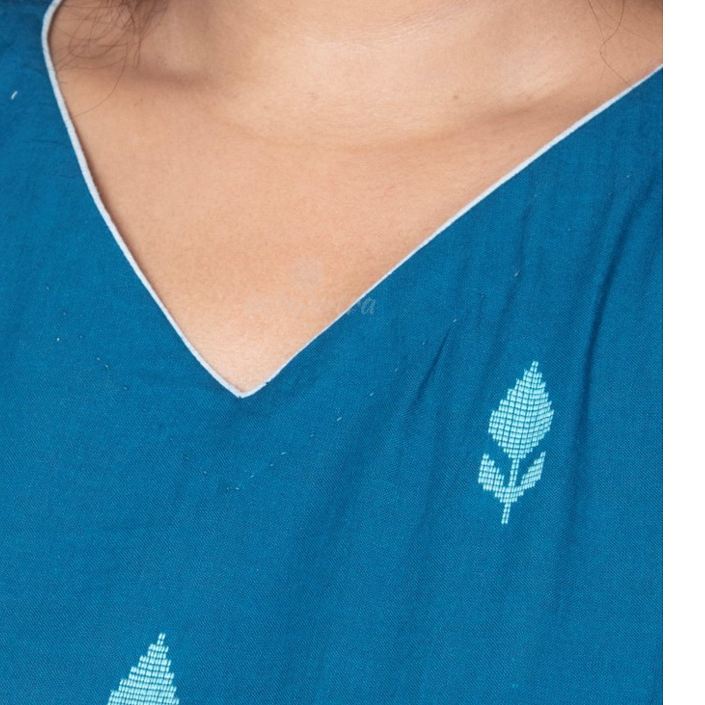 Teal Blue - Titli