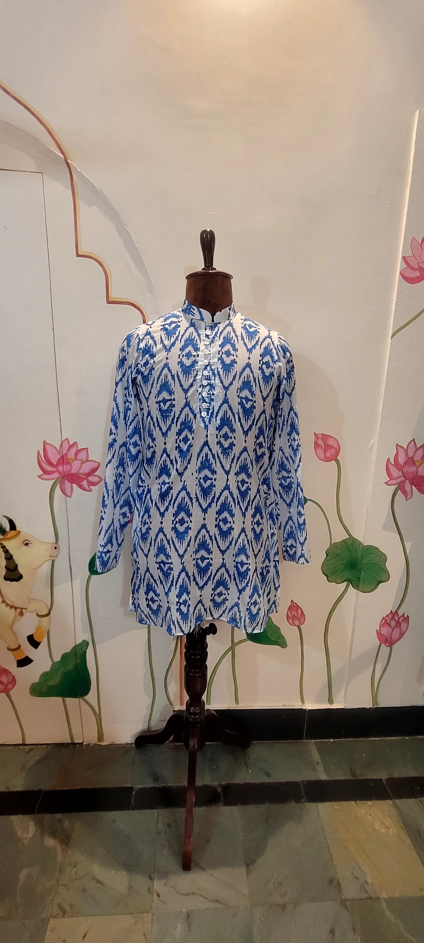 White and Blue Print Jaipuri (Mul Mul) Cotton Kurta
