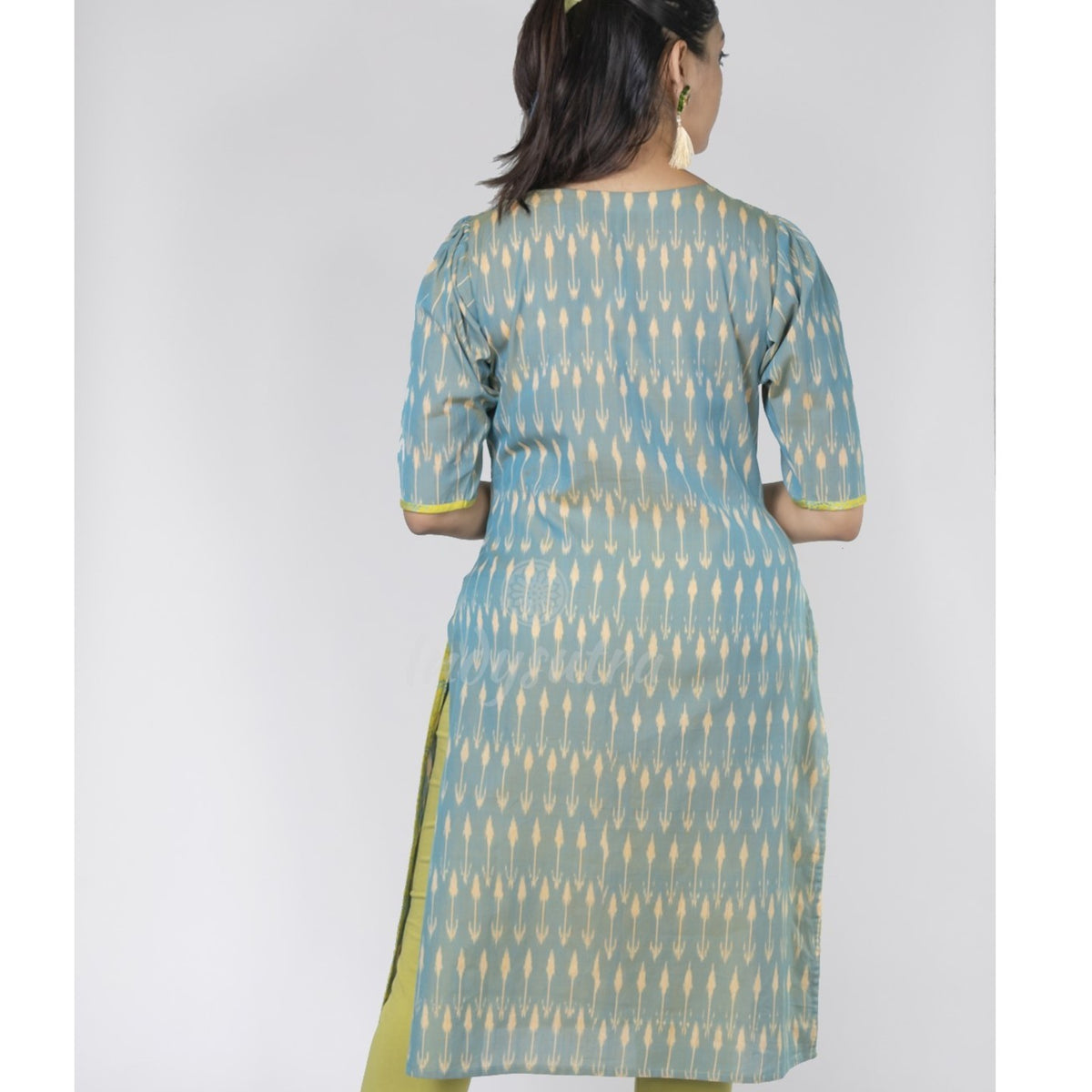 Embroidery Overlap Ikat Kurta - Green