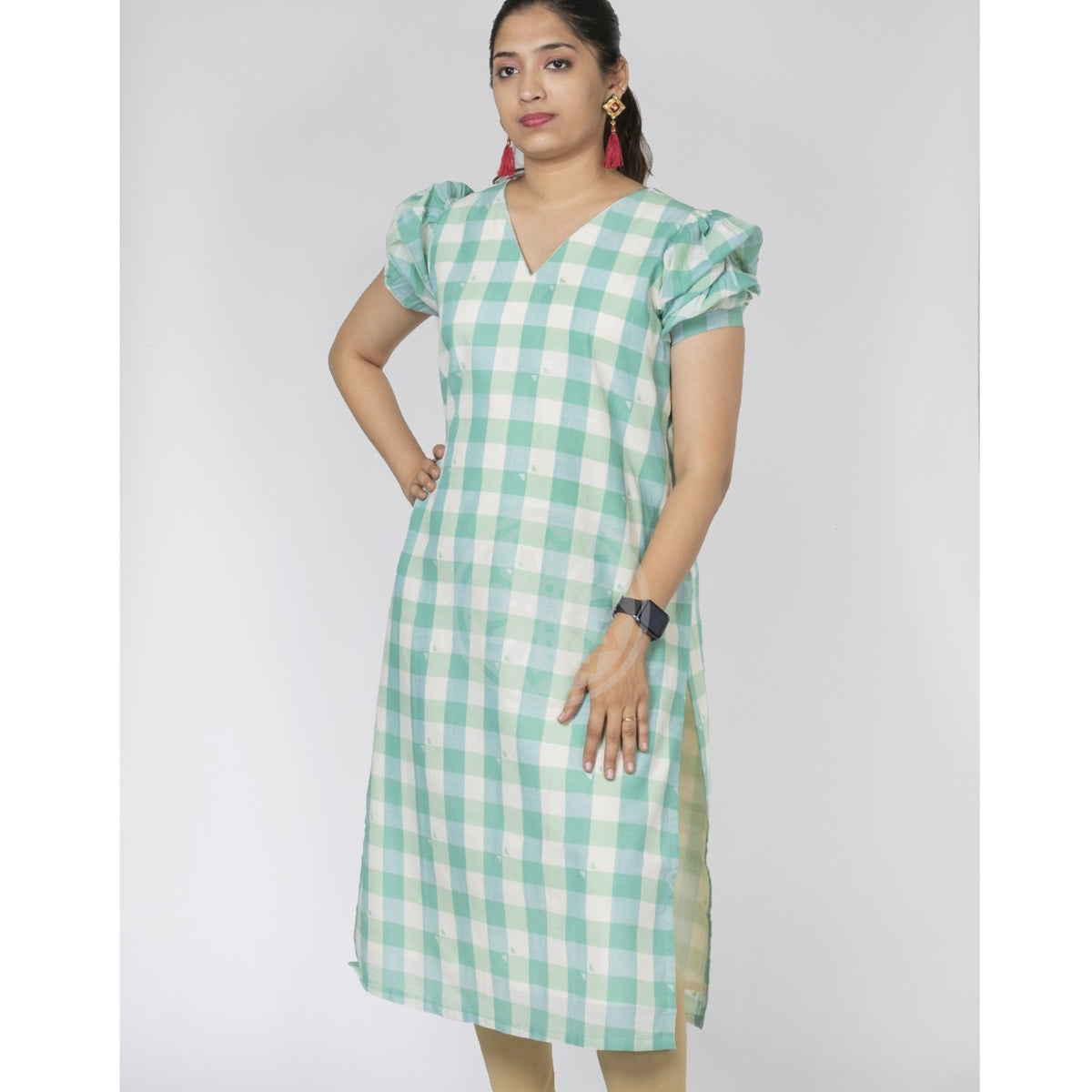 Titili - Green Checks