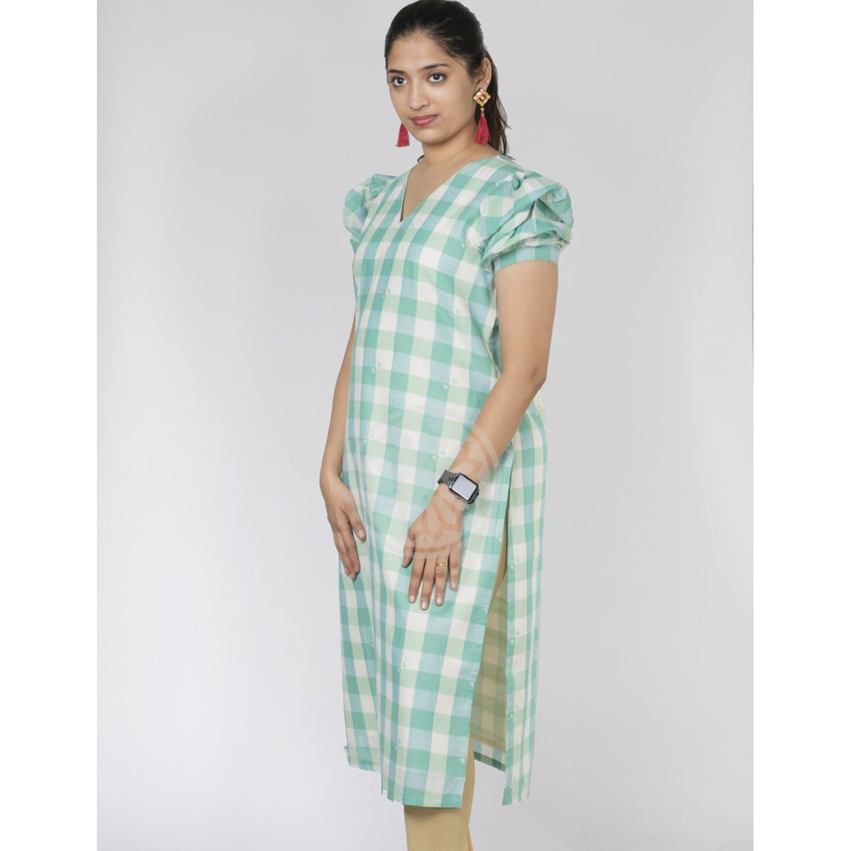 Titili - Green Checks