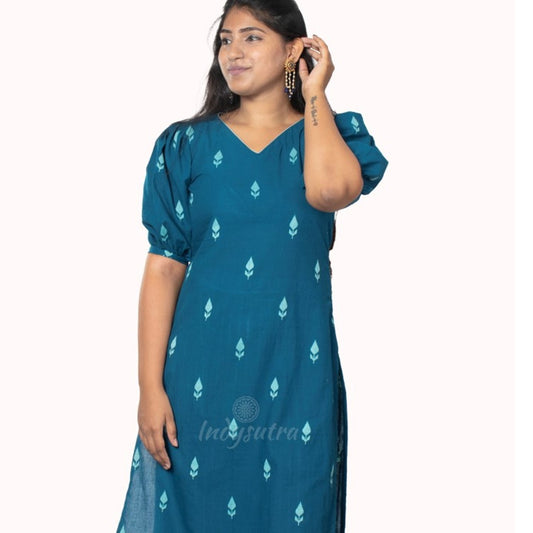 Teal Blue - Titli