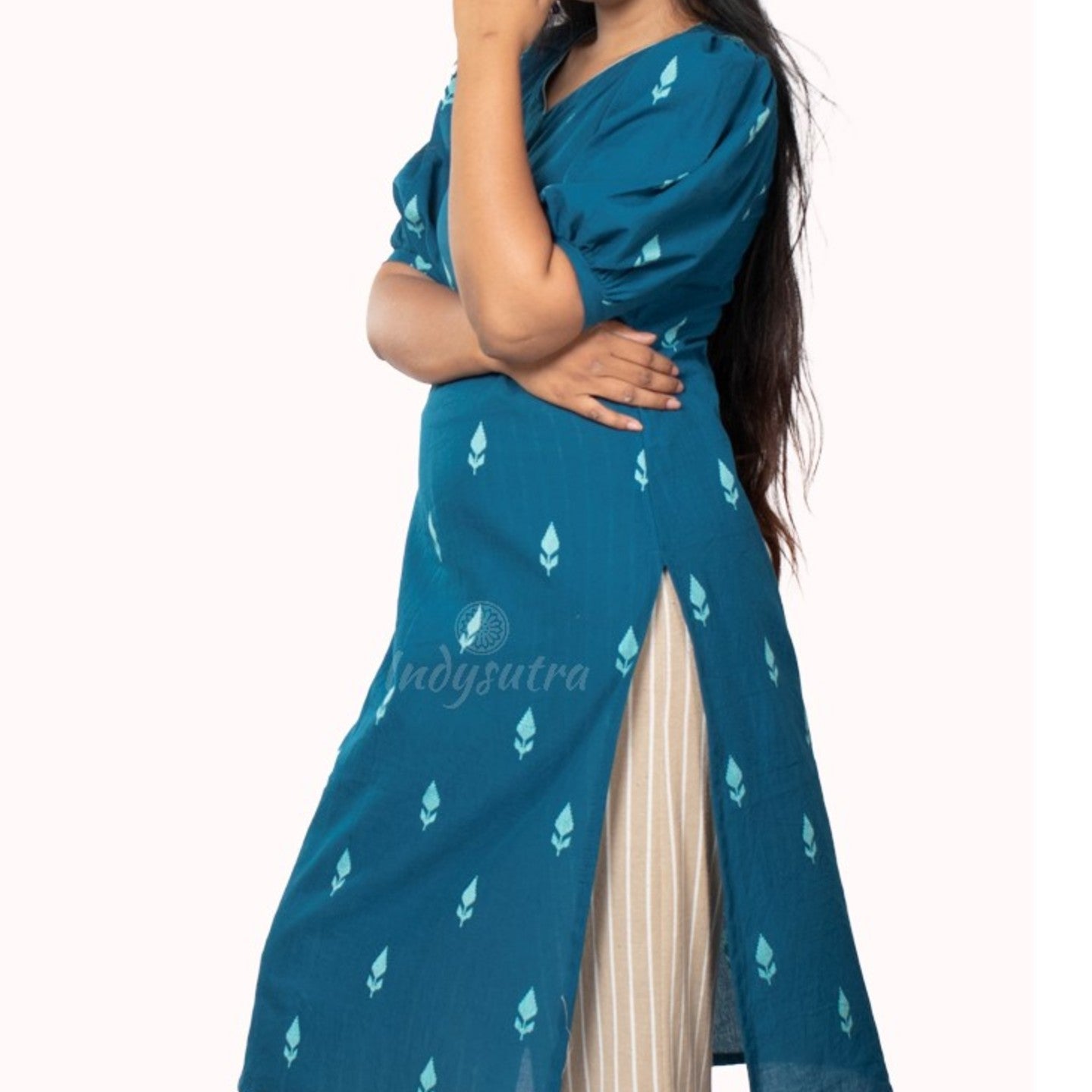 Teal Blue - Titli